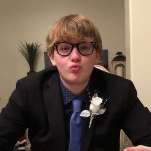 Meet your Posher, Chris